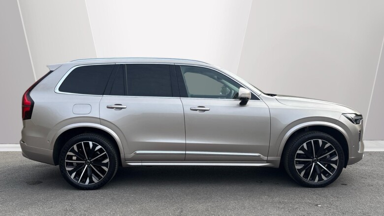 Volvo XC90 2.0 T8 PHEV Ultra Dark 5dr AWD Geartronic Estate